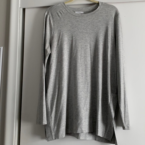 Light Gray Tunic - Picture 4 of 4